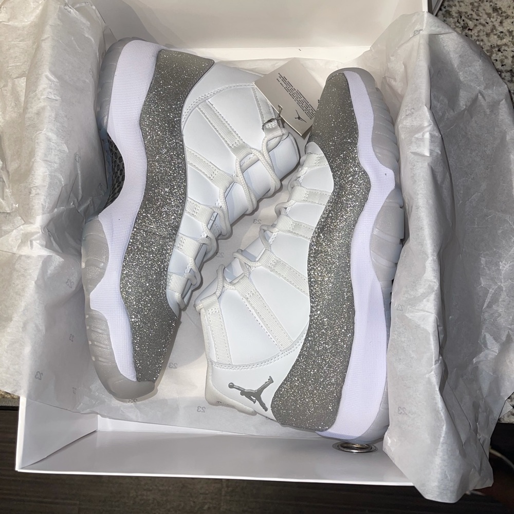 Retro 11 Jordans Metallic Silver Glitter